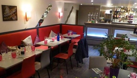 Image La Roma - Restopolitan - Offre ; Plat + Dessert au choix à la Carte (hors Menu)